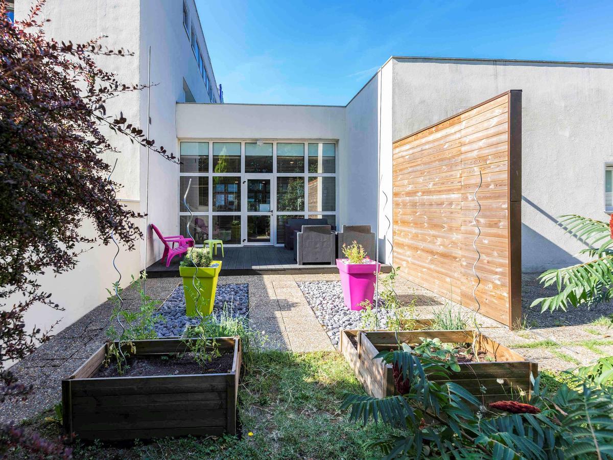 Hotel Ibis Budget Aix Les Bains - Gresy Exterior foto